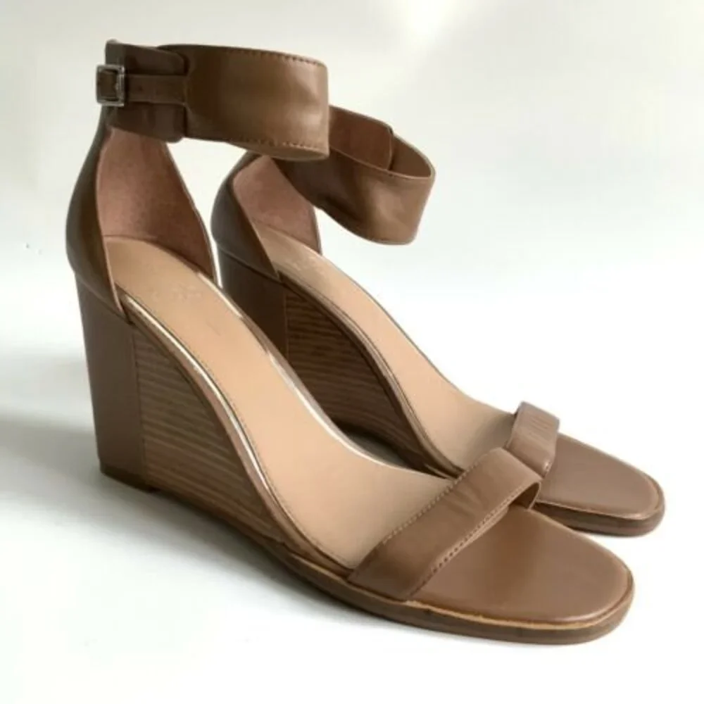 Linea Paolo Leather Elodie Ankle Strap Wedge Brown 9.5